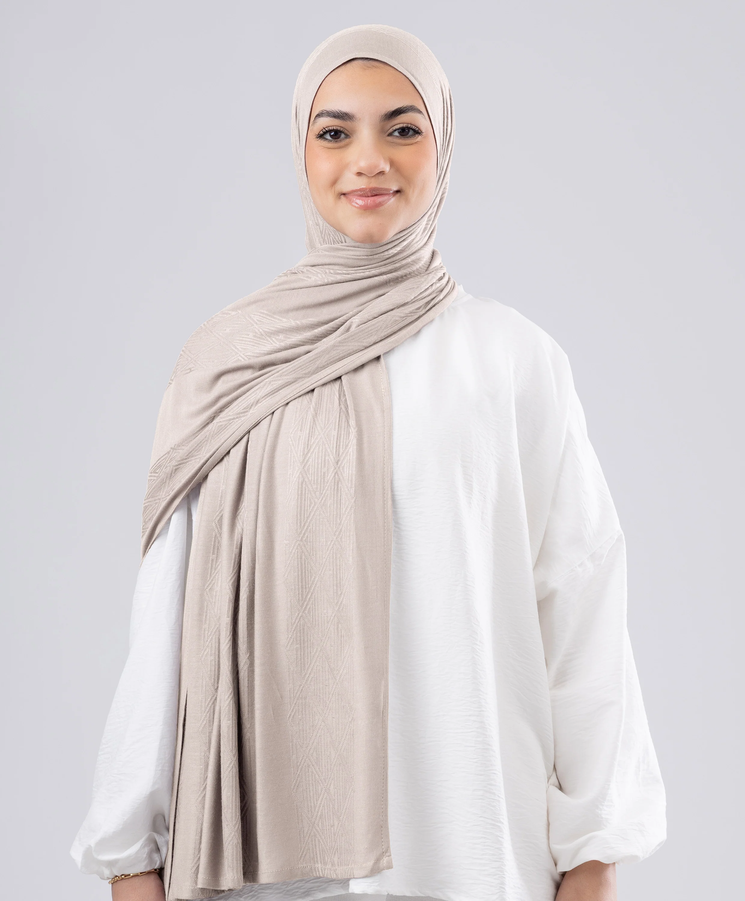 Abstract Kuwaiti Scarf - Image 8