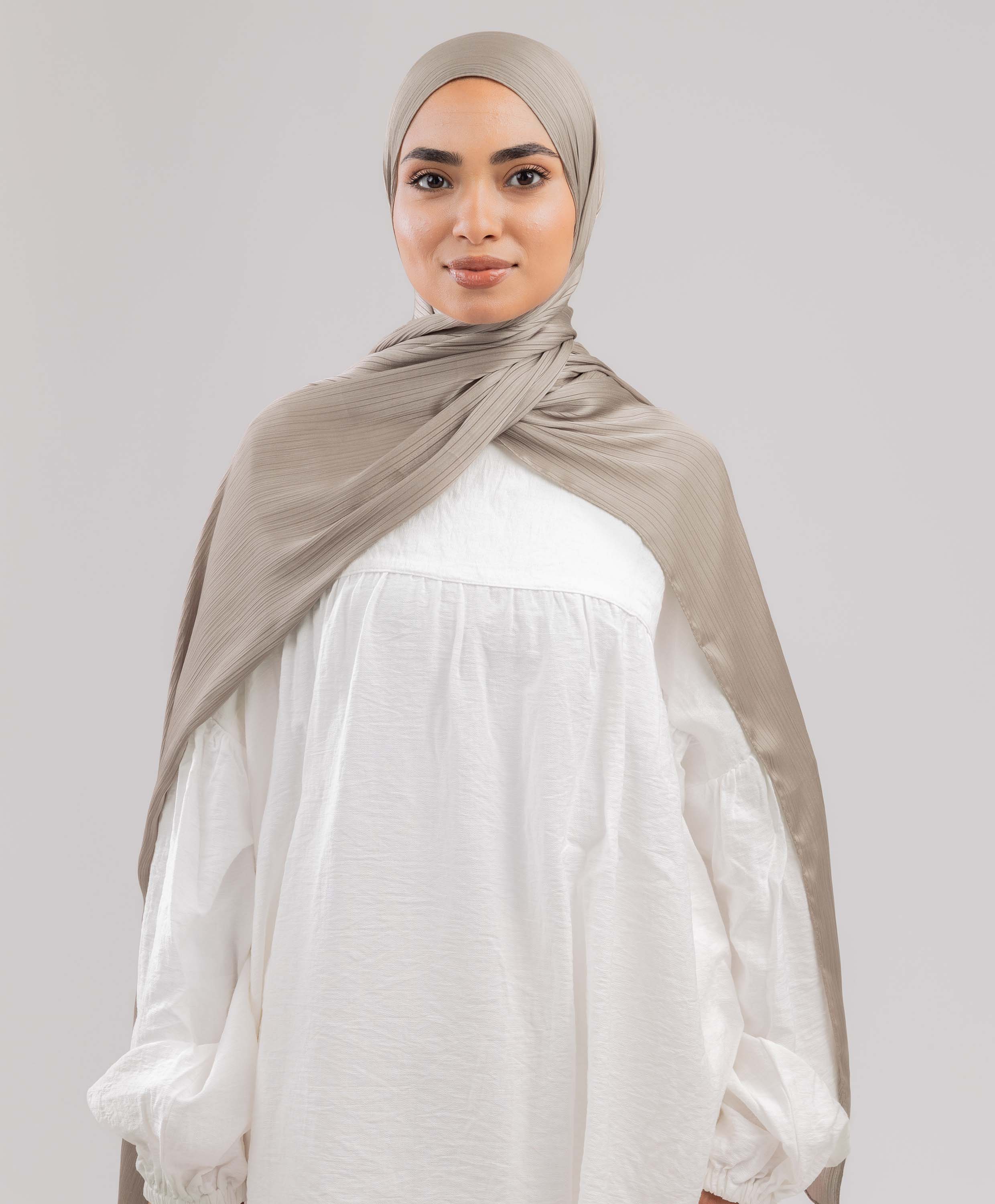 Crinkle Elegant Scarf - Image 9
