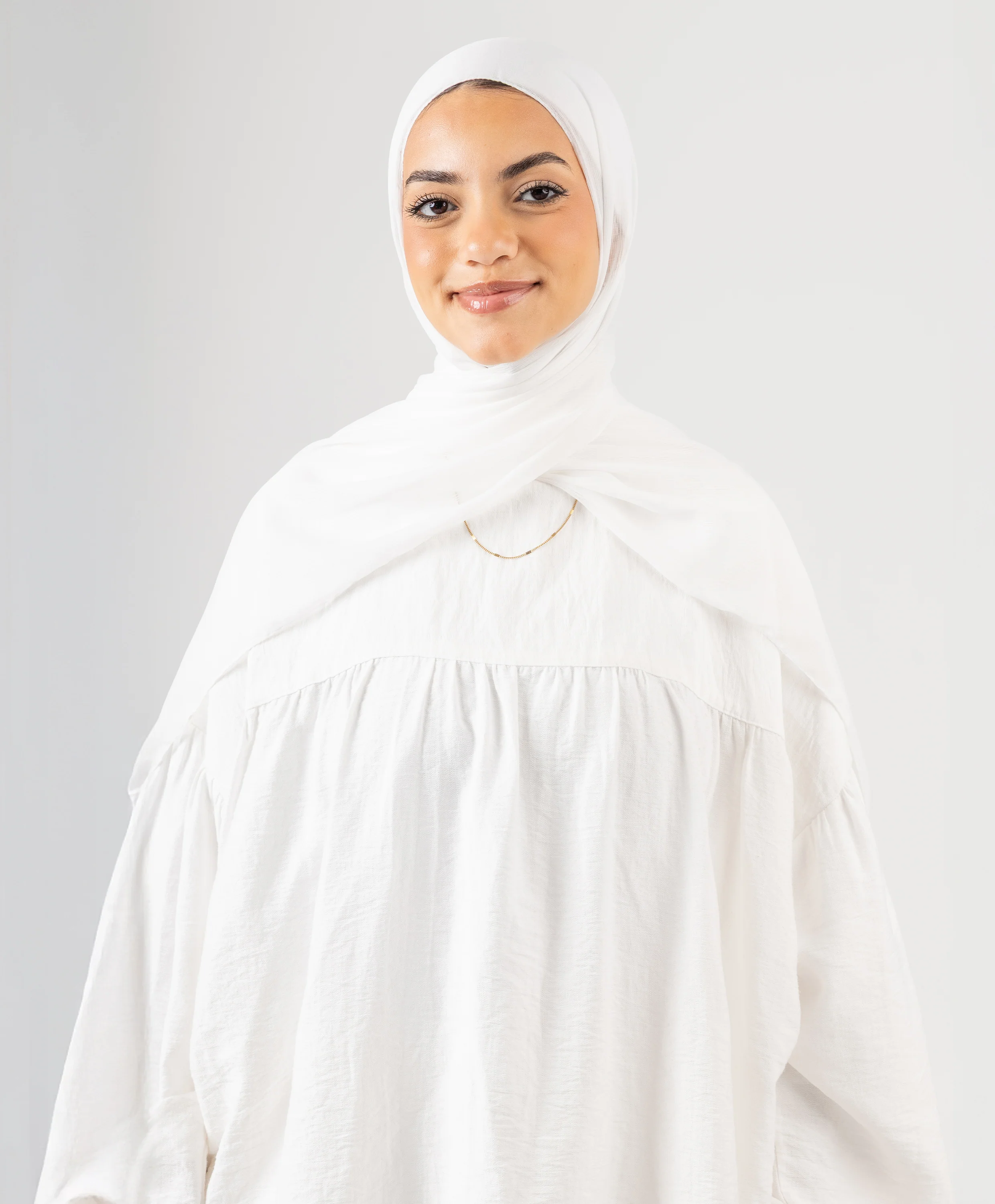 Elegance Crinkle Chiffon Scarf - Image 3