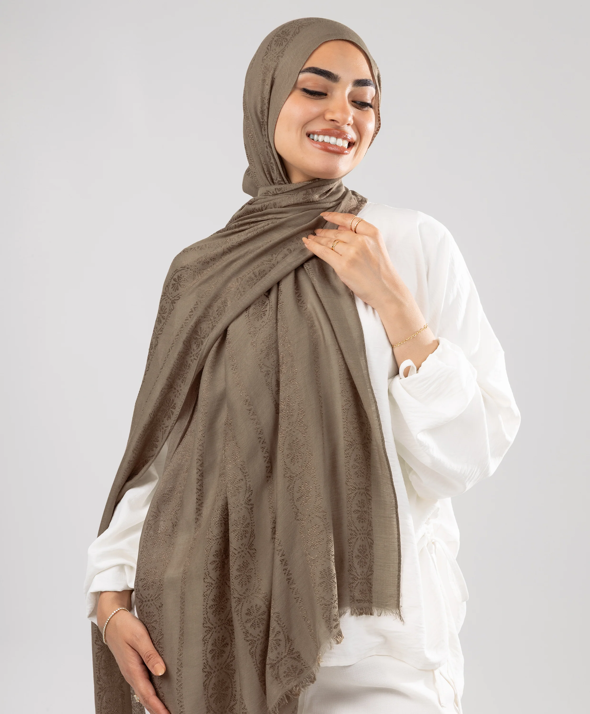 Majestic Linen Scarf