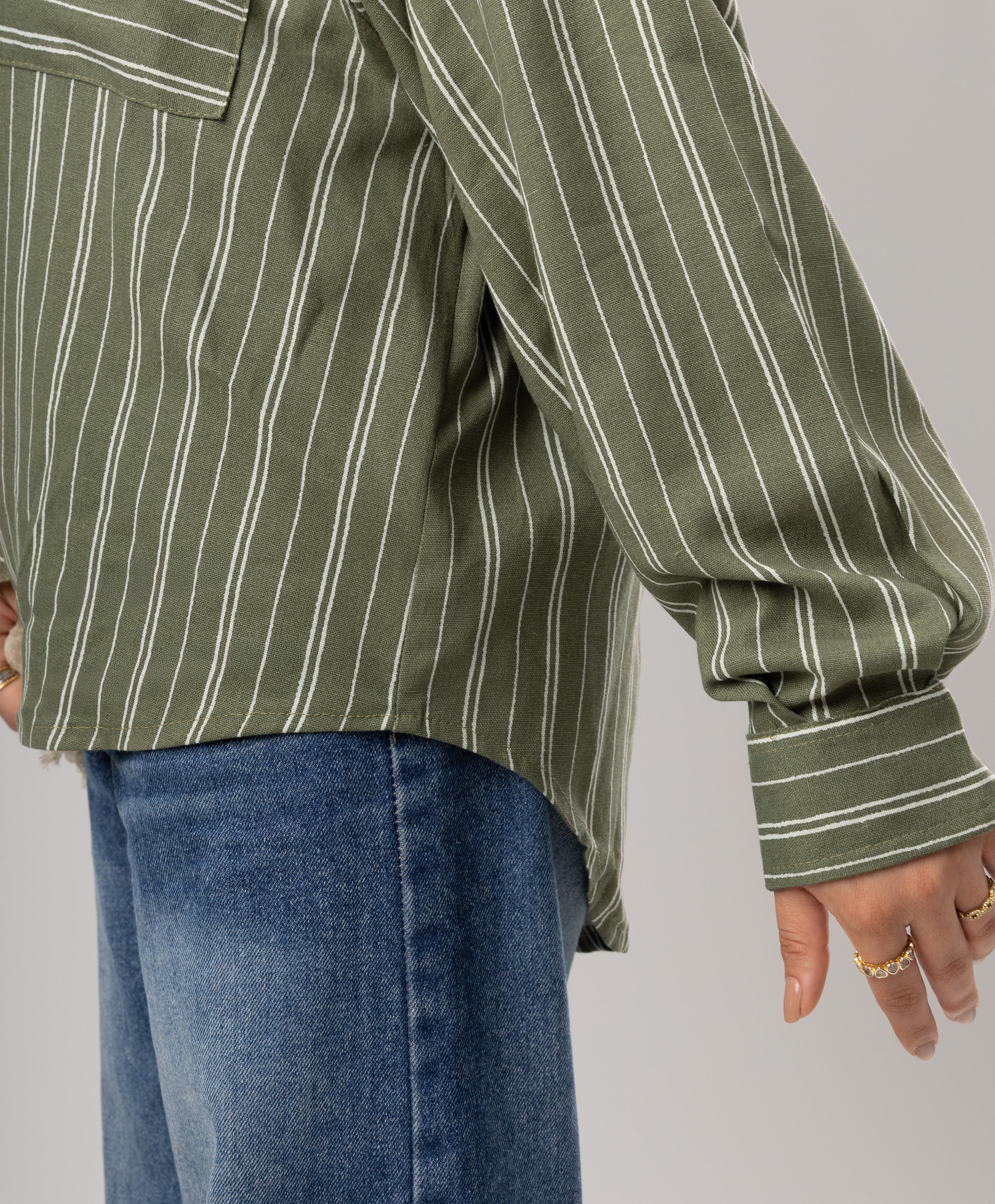 Ruffle Linen Shirt - Image 6