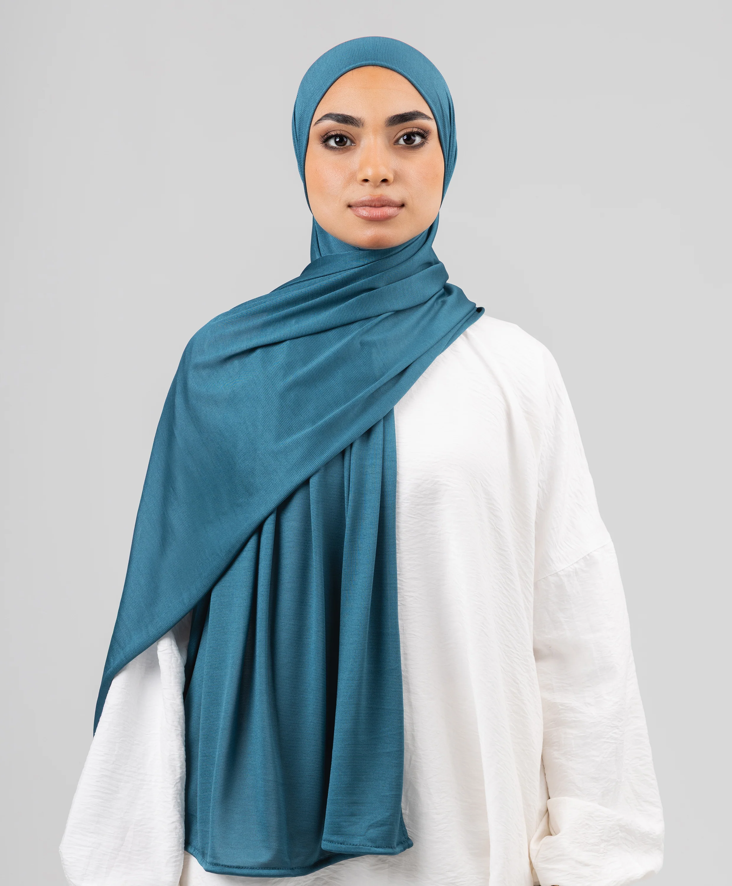 Smooth Kuwaiti Scarf - Image 8