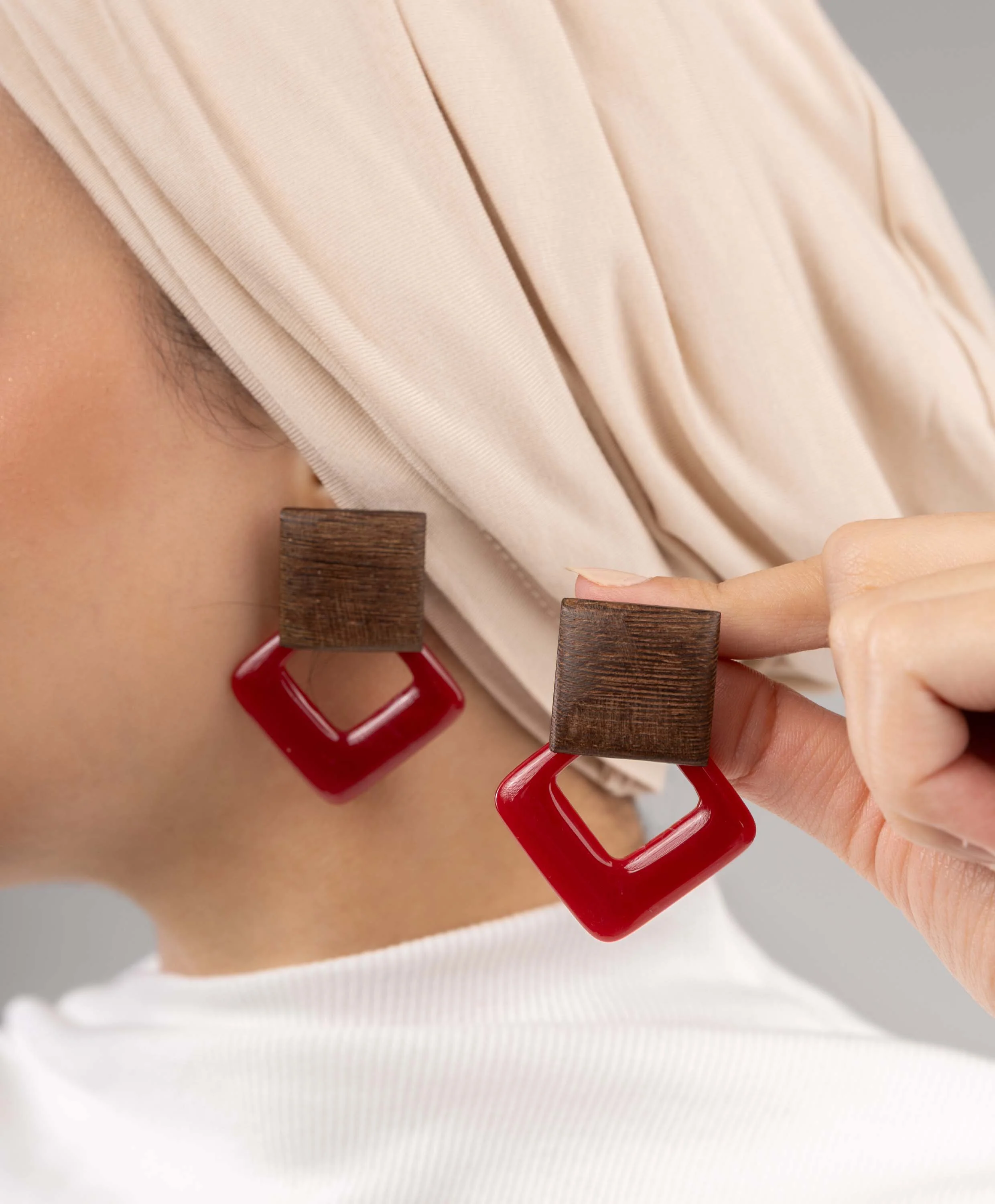 Square Earrings - Image 3
